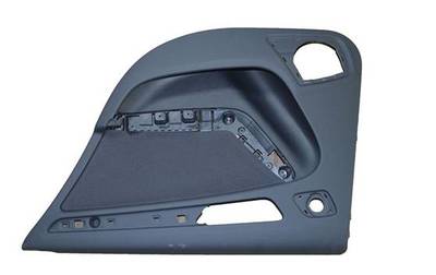 博创二板智能注塑机 引领新能源汽车内饰制造的革新力量