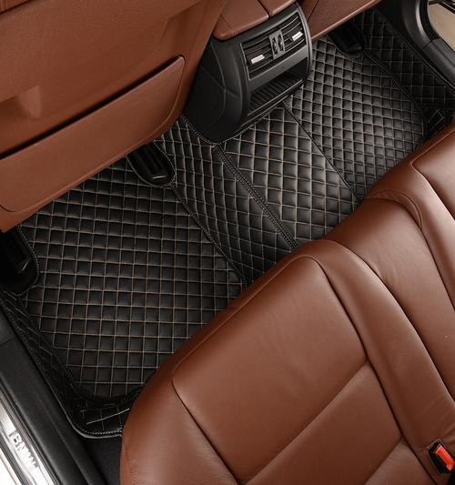 尊享奢华与安全 3D钻石金线防滑汽车脚垫